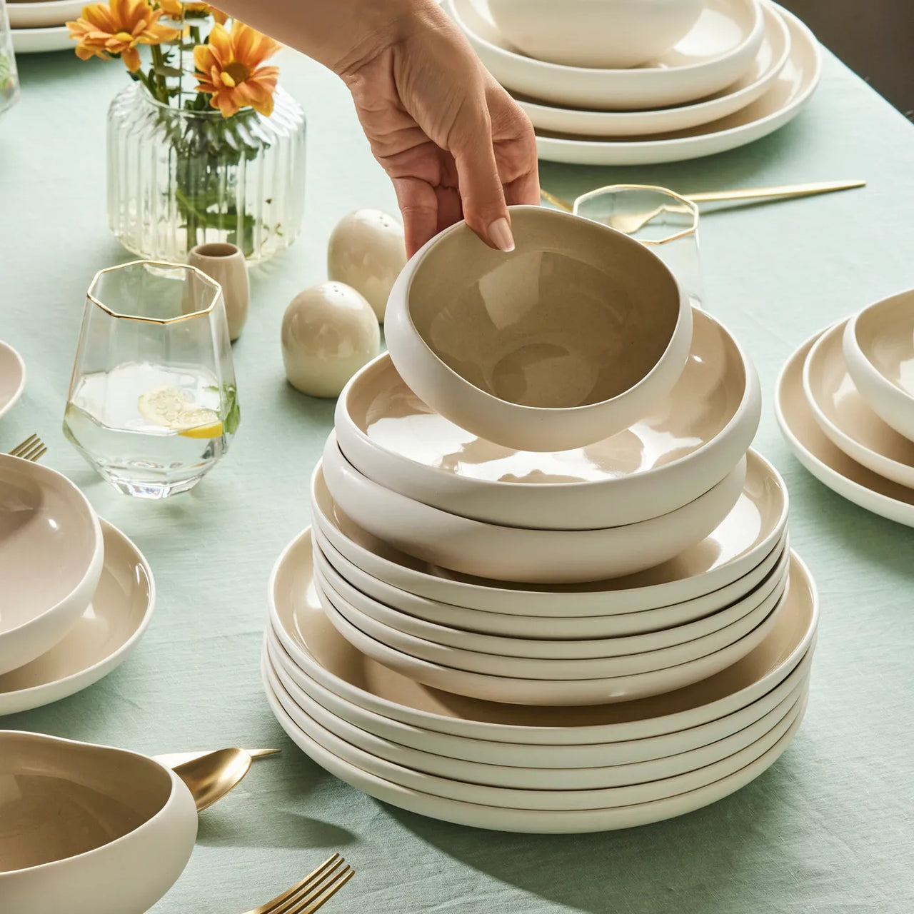 Juego de Vajilla Premium de 52 Piezas para 12 Personas – Cerámica Stoneware Beige